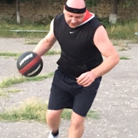 Денис Азаров